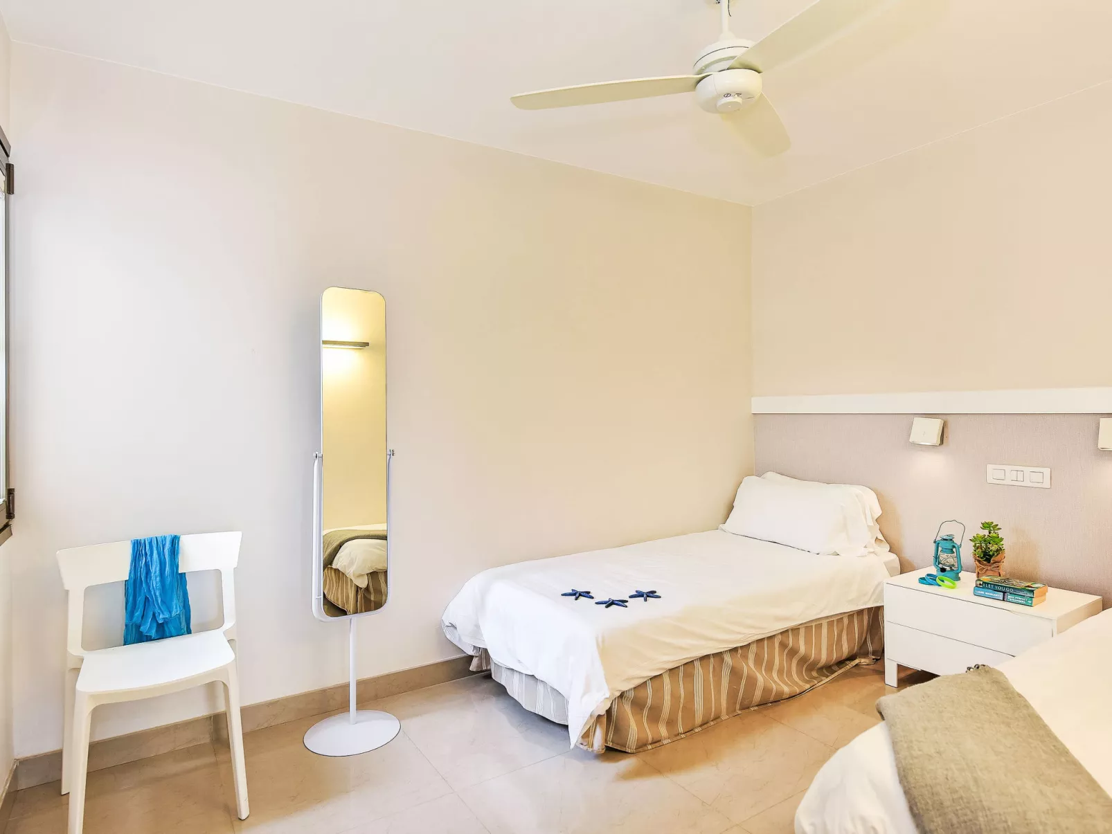 Papagayo San Agustin-Inside