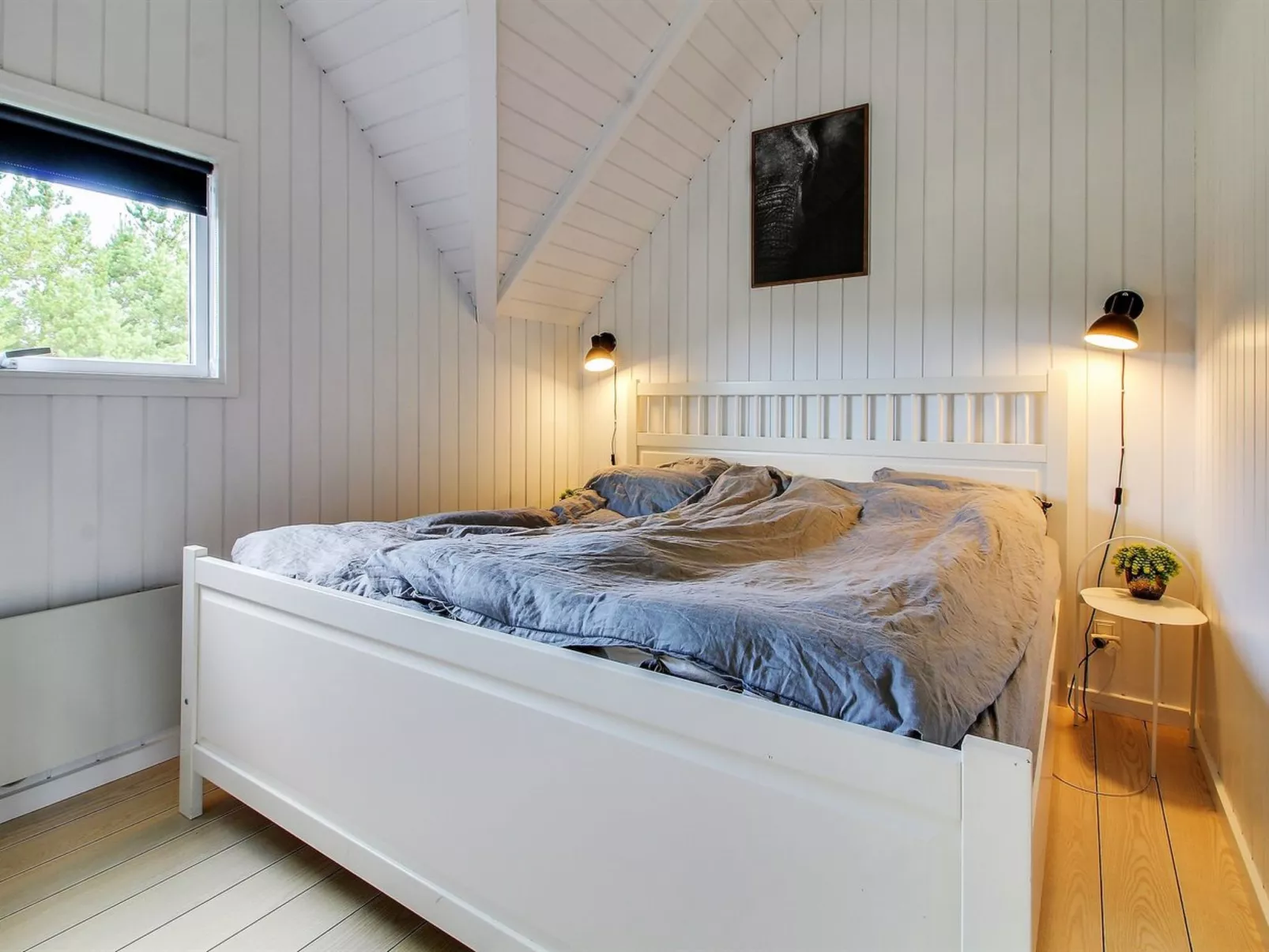 "Awenasa" - 4.1km from the sea-Inside