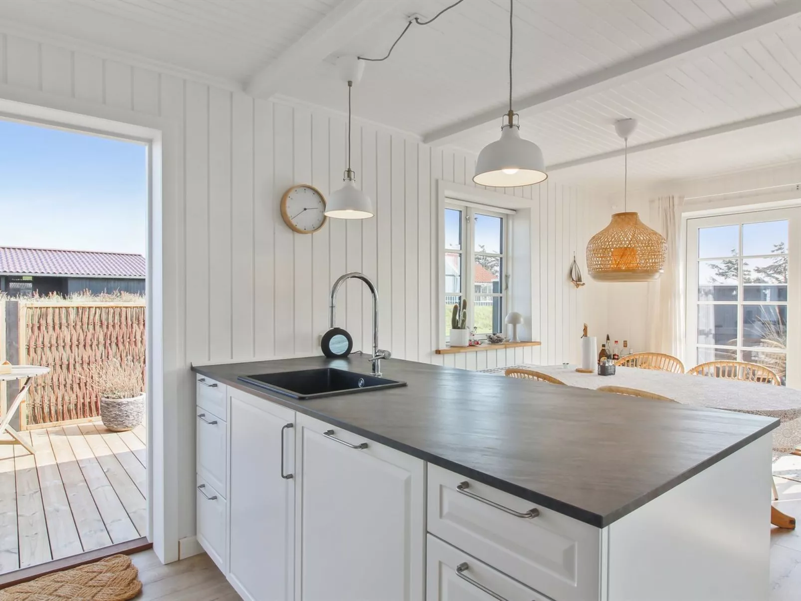 "Sanni" - 225m from the sea-Inside