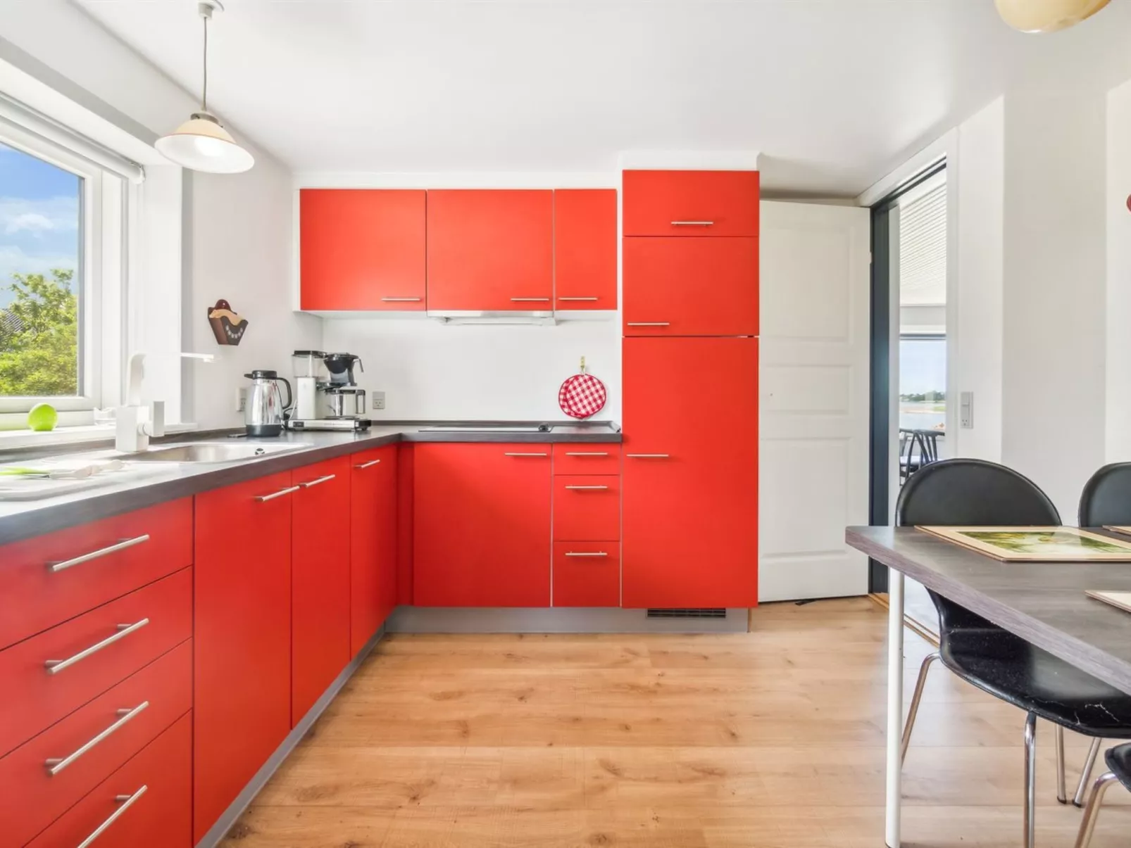 "Swaantje" - 150m to the fjord-Inside