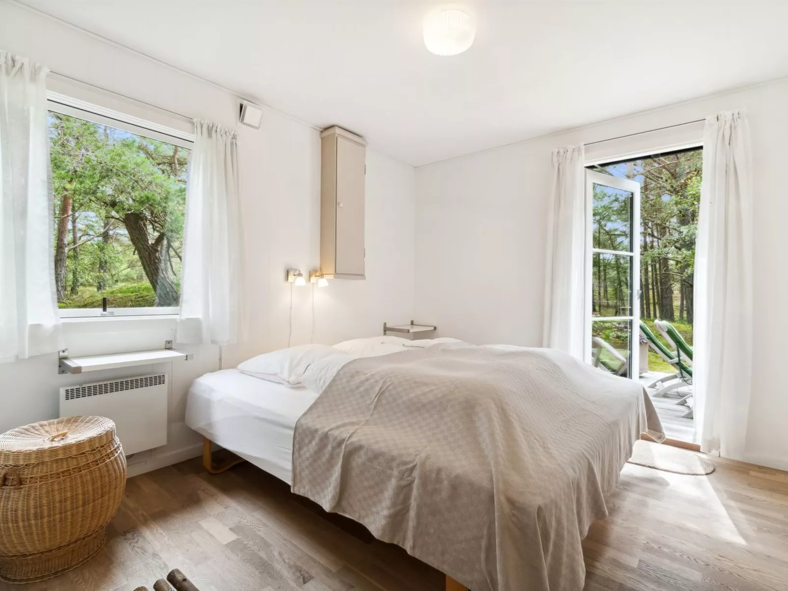 "Alita" - 300m from the sea-Inside