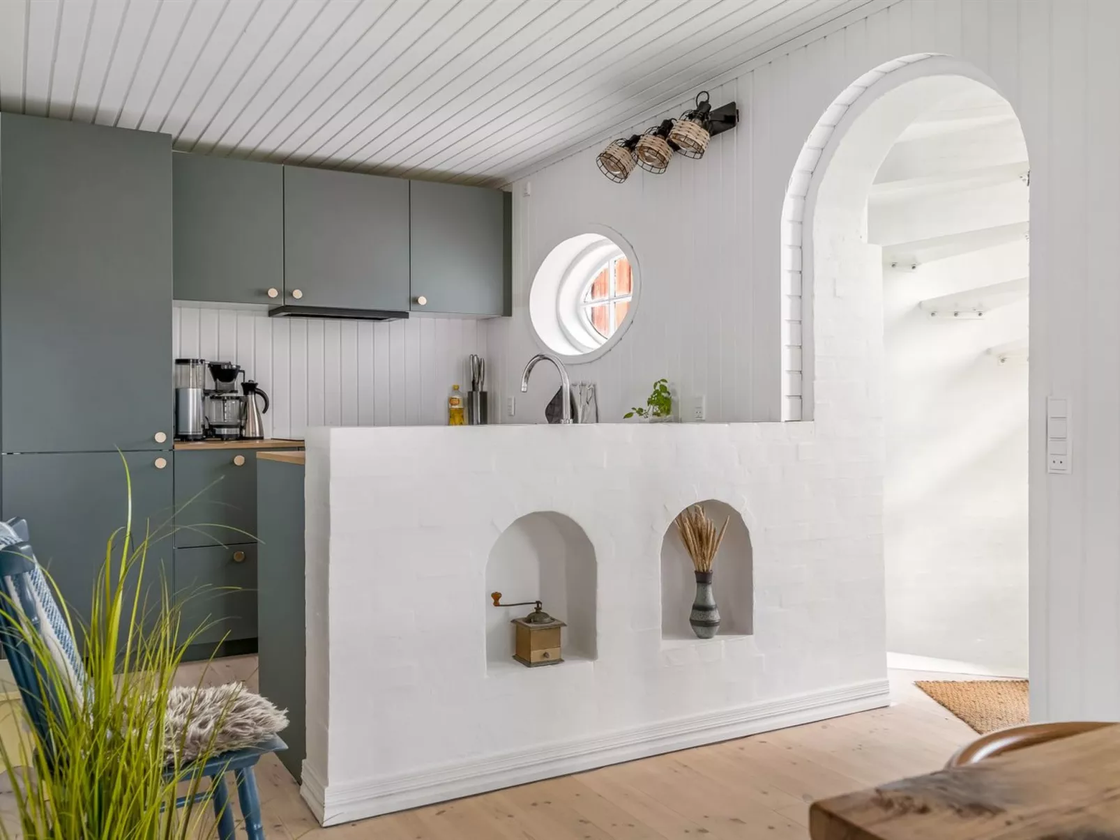 "Edmond" - 150m from the sea-Inside