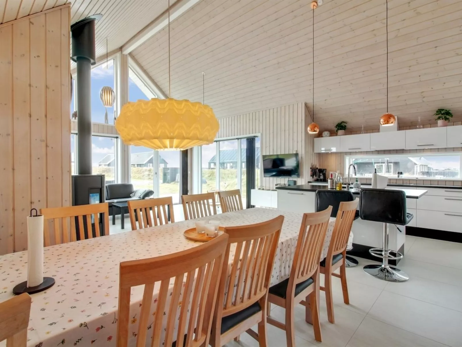 "Othinkarl" - 100m from the sea-Inside