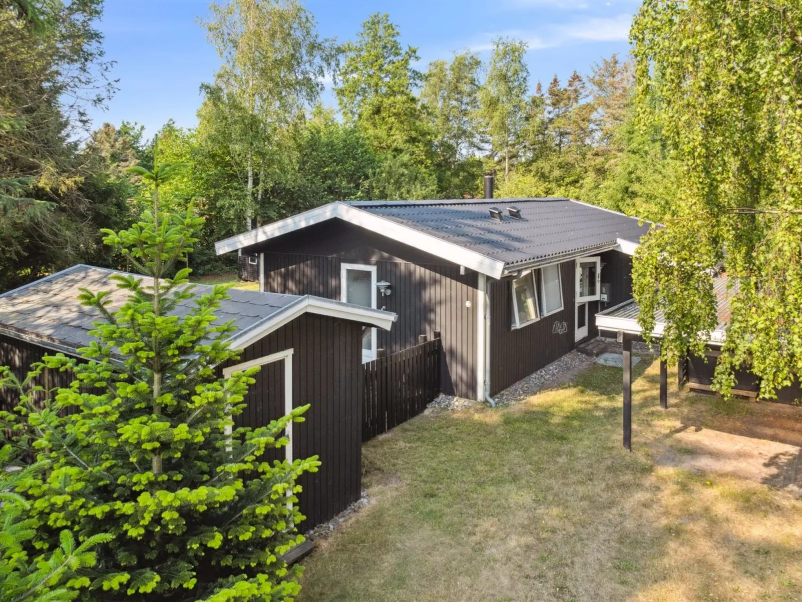 "Thordgrim" - 600m from the sea-Outside