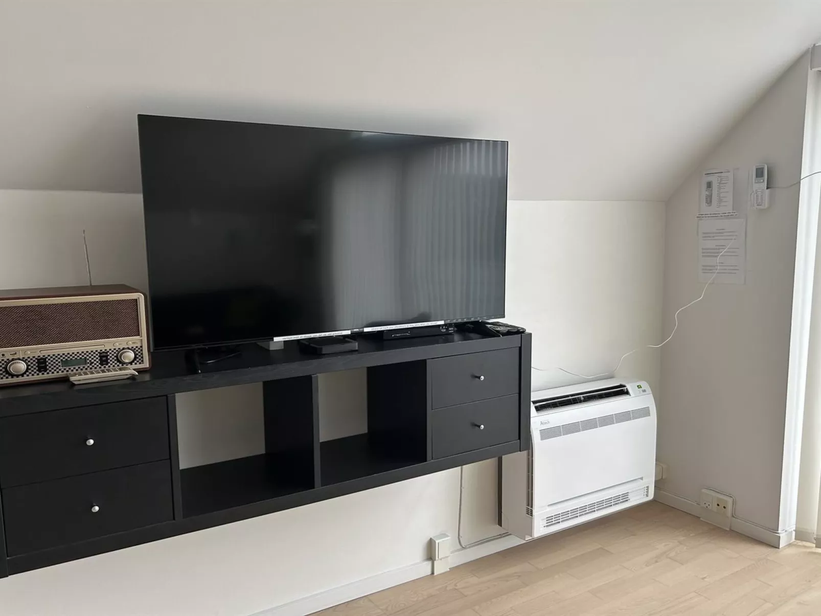 "Sophy" - 150m from the sea-Inside