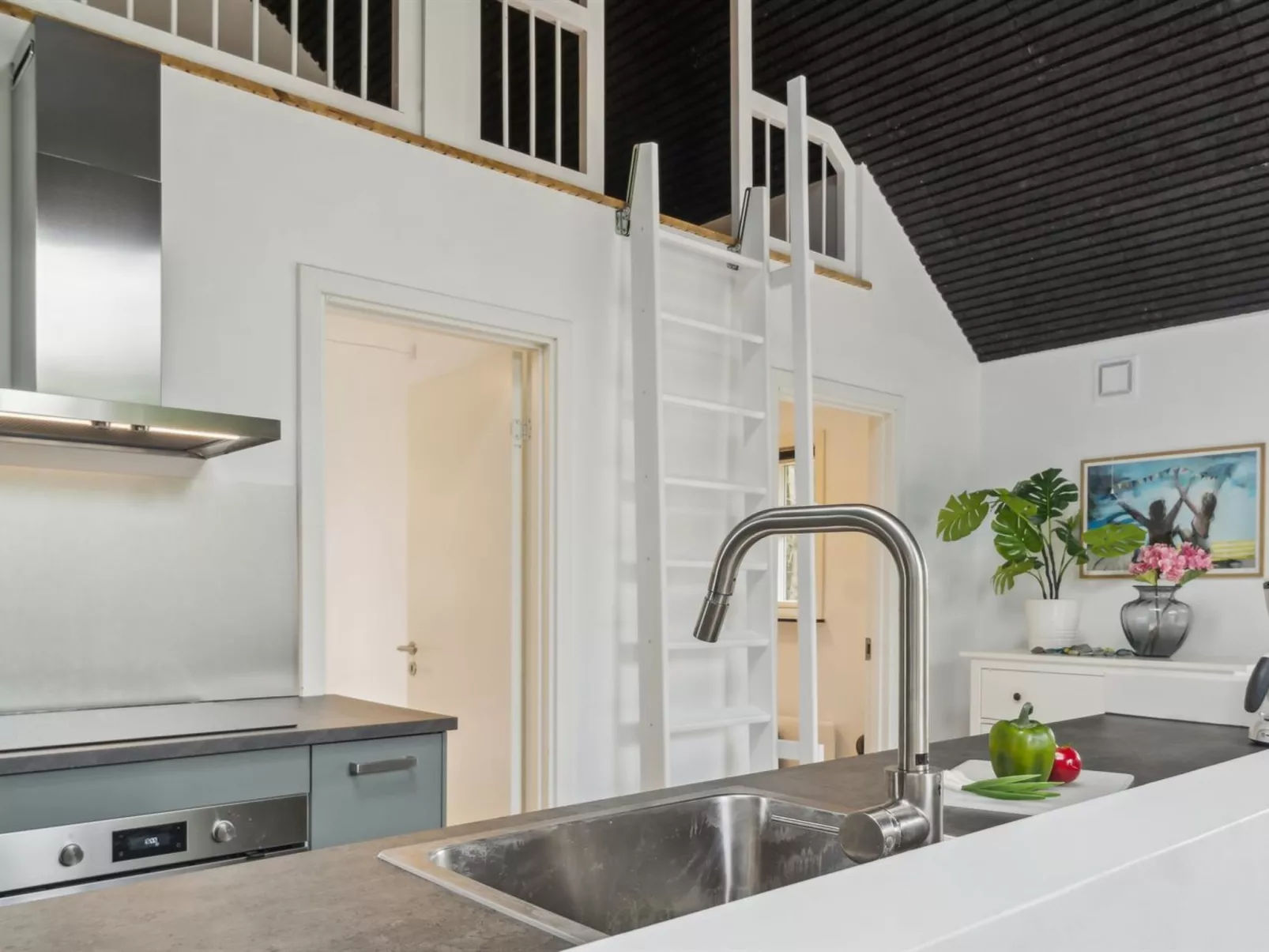 "Haghbarth" - 400m from the sea-Inside