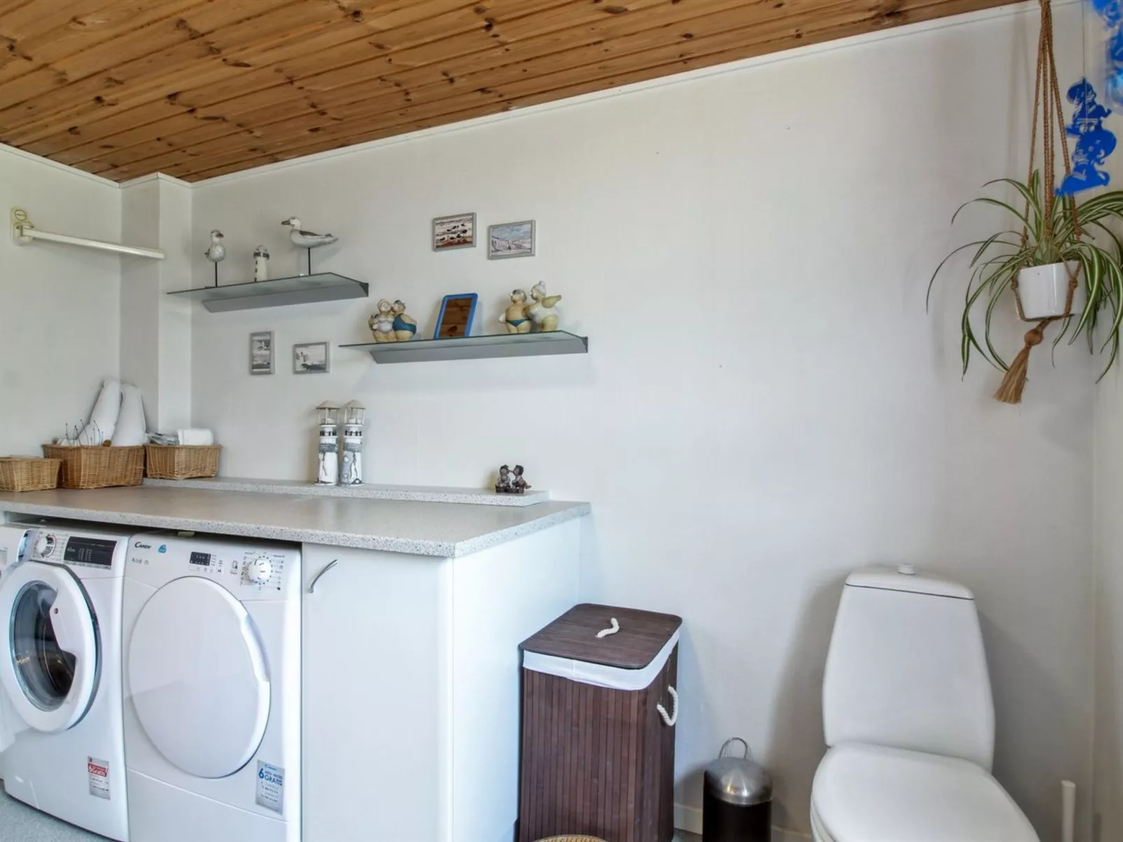 "Wisti" - 600m from the sea-Inside