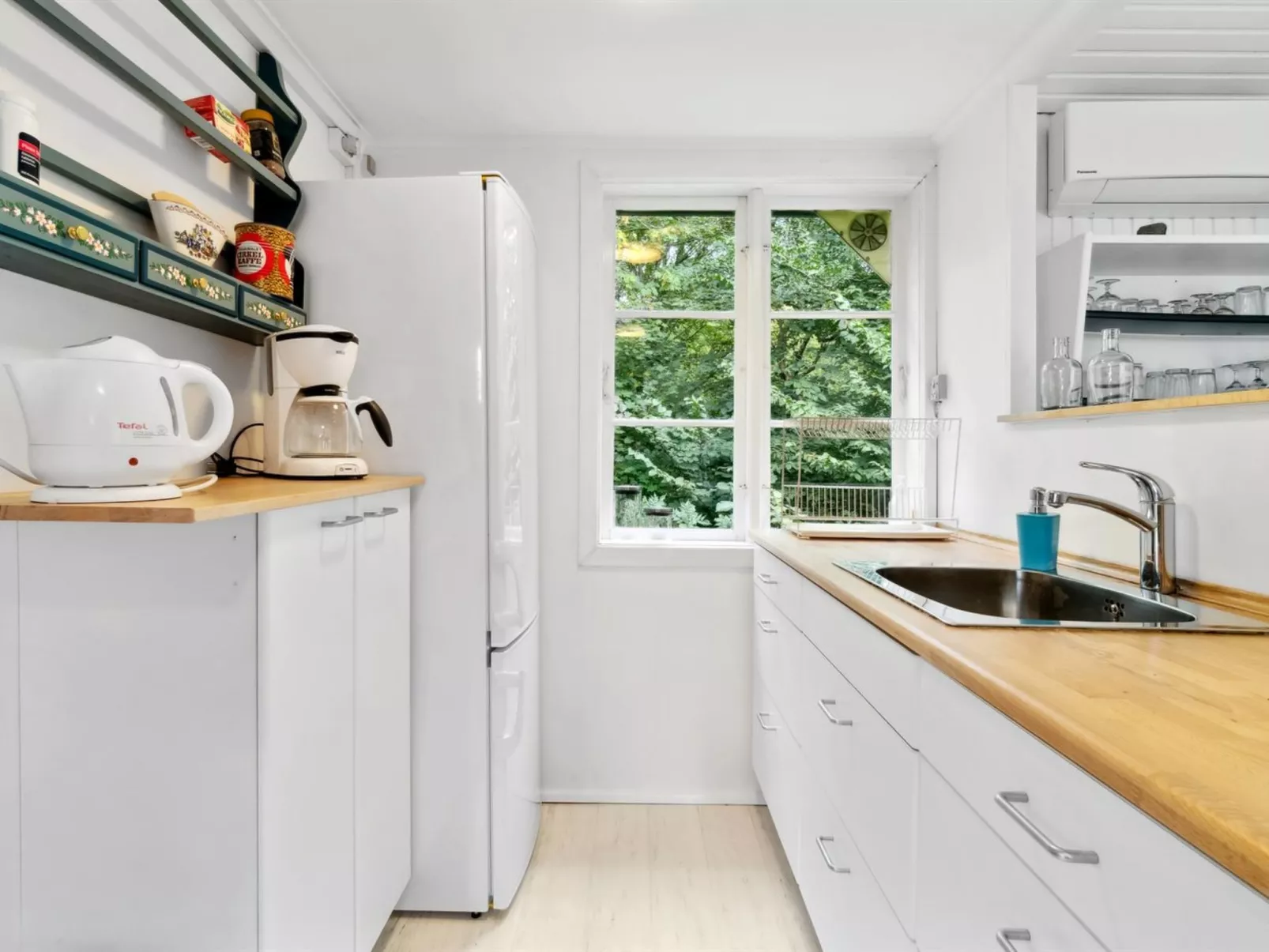 "Lucie" - 50m from the sea-Inside