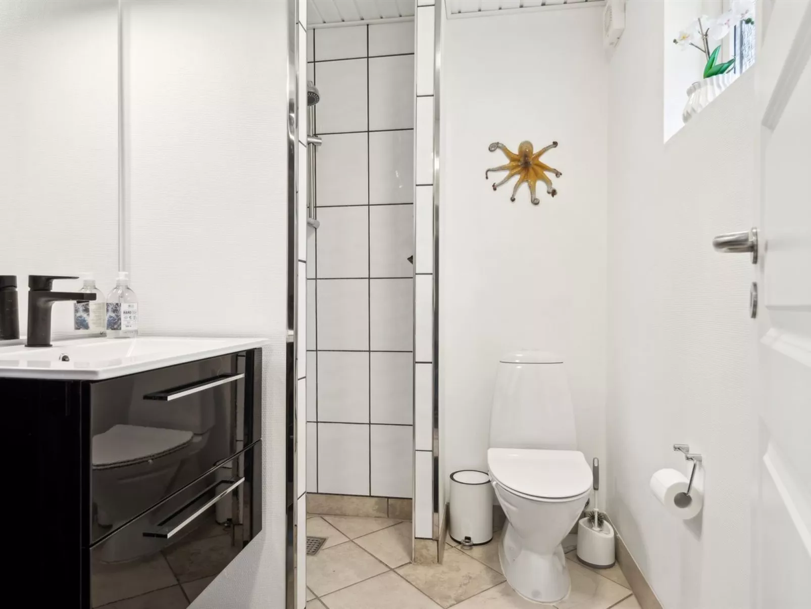 "Esmer" - 8km from the sea-Inside