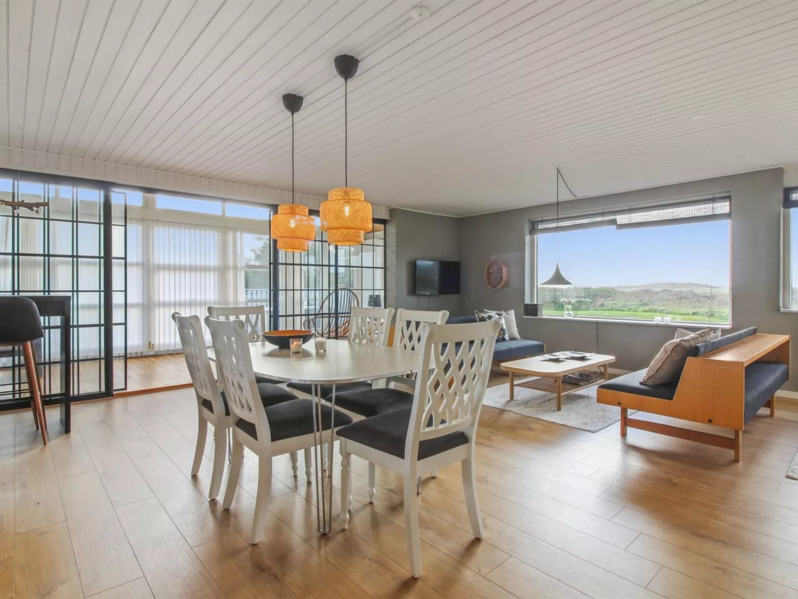 "Skyler" - 400m from the sea-Dedans