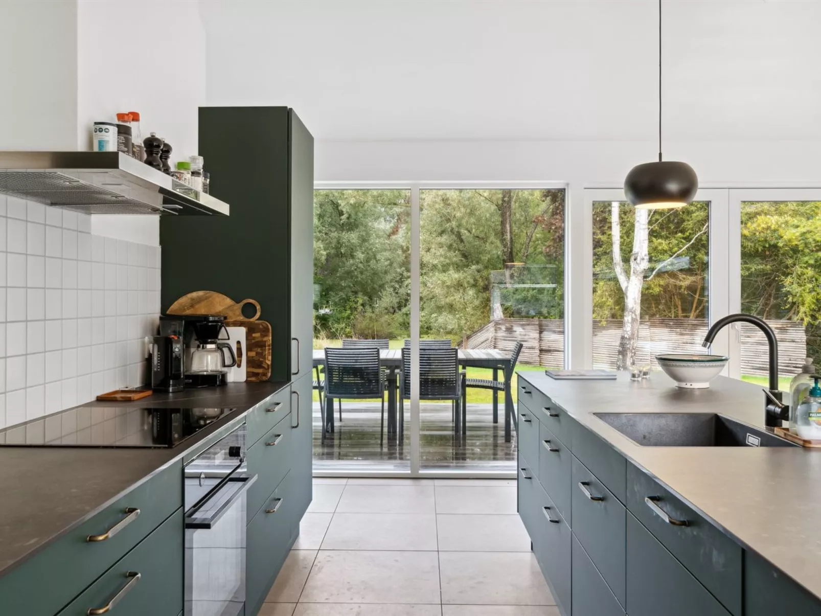 "Tessa" - 1.6km from the sea-Inside