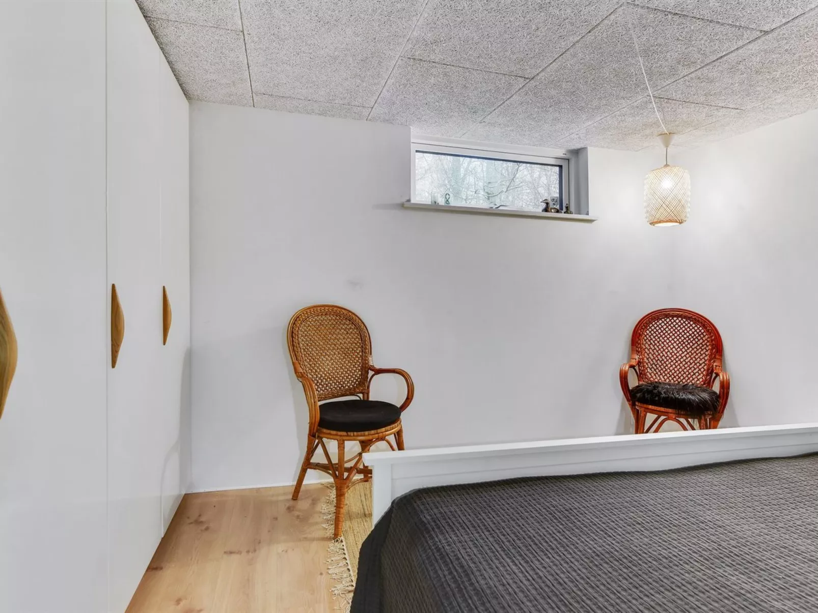 "Lika" - 25m to the fjord-Drinnen