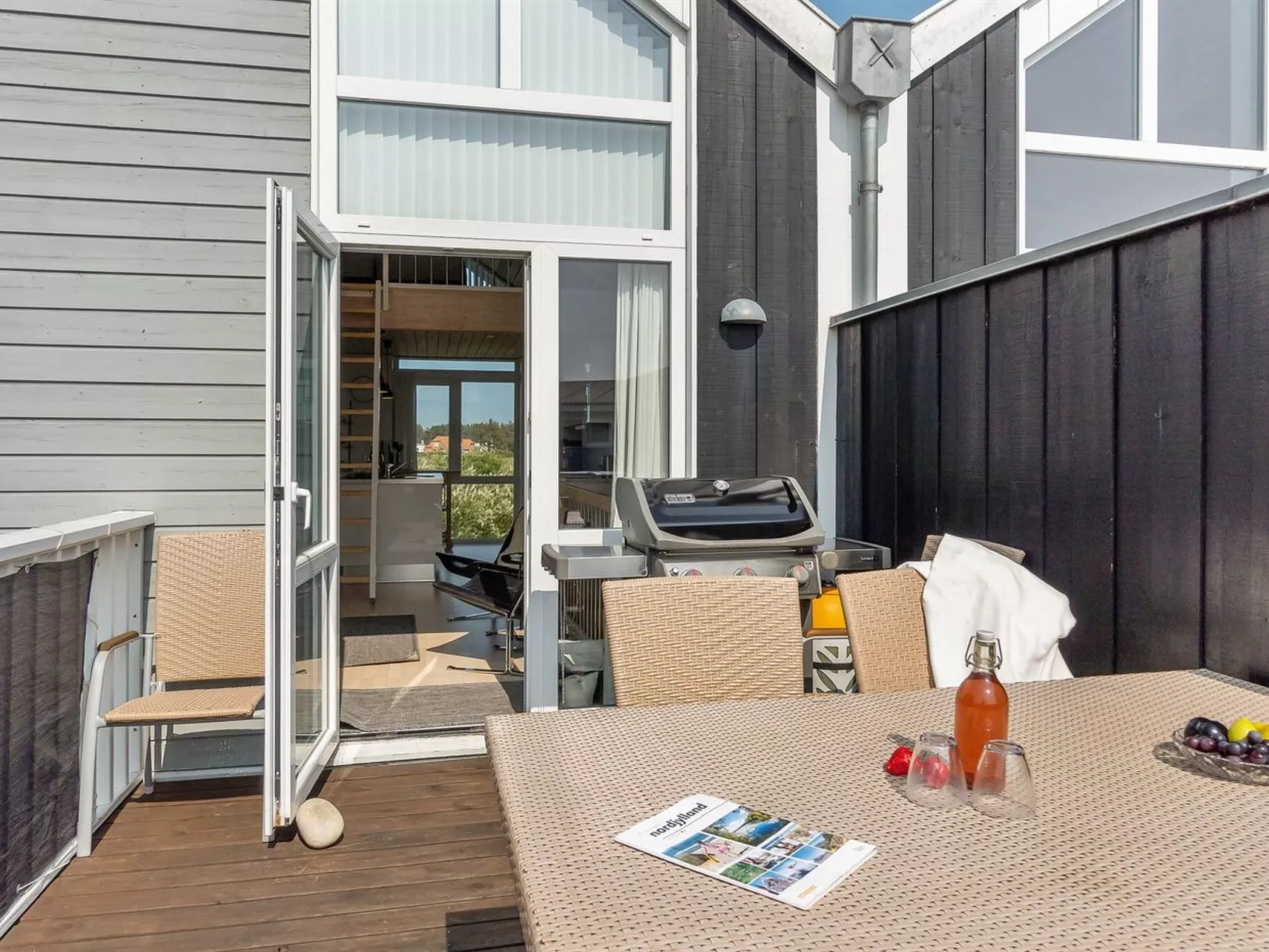 "Thyra" - 700m from the sea-Outside