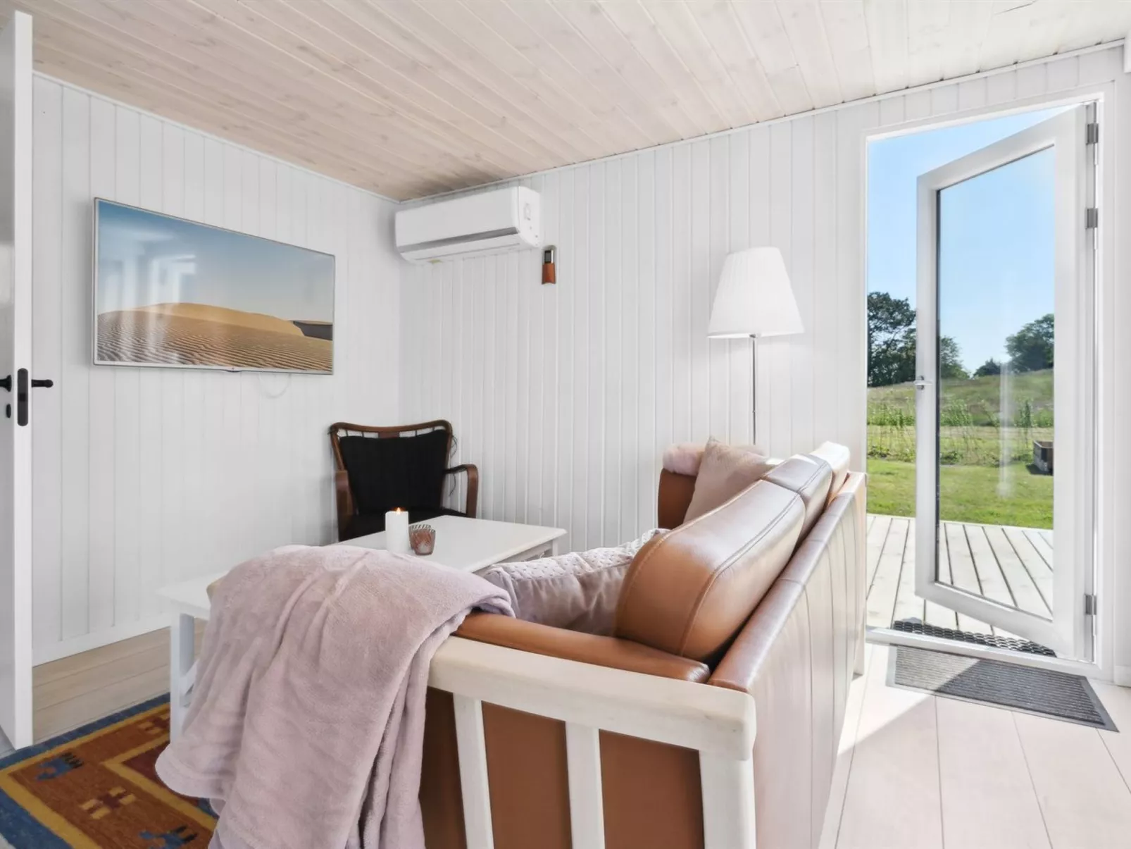 "Tabithe" - 500m from the sea-Inside