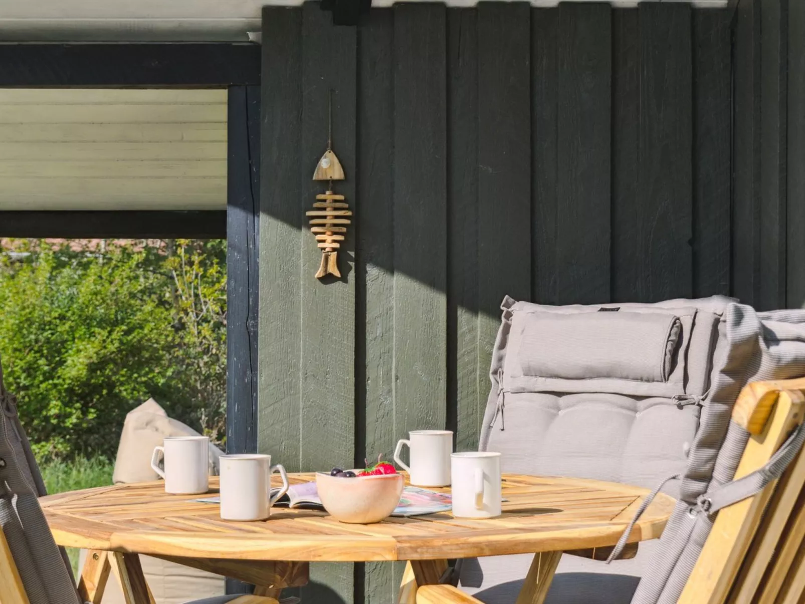 "Irlin" - 600m from the sea-Outside