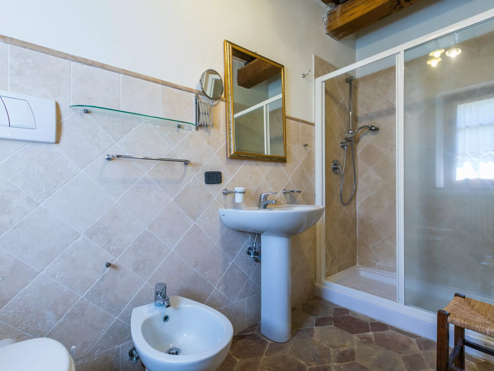 Casale Fonte-Inside