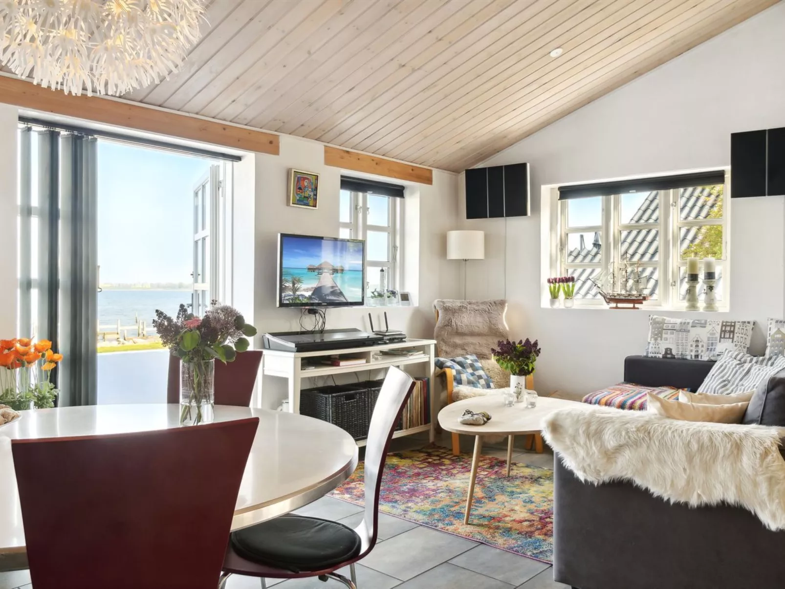 "Tameka" - 10m to the fjord-Dedans