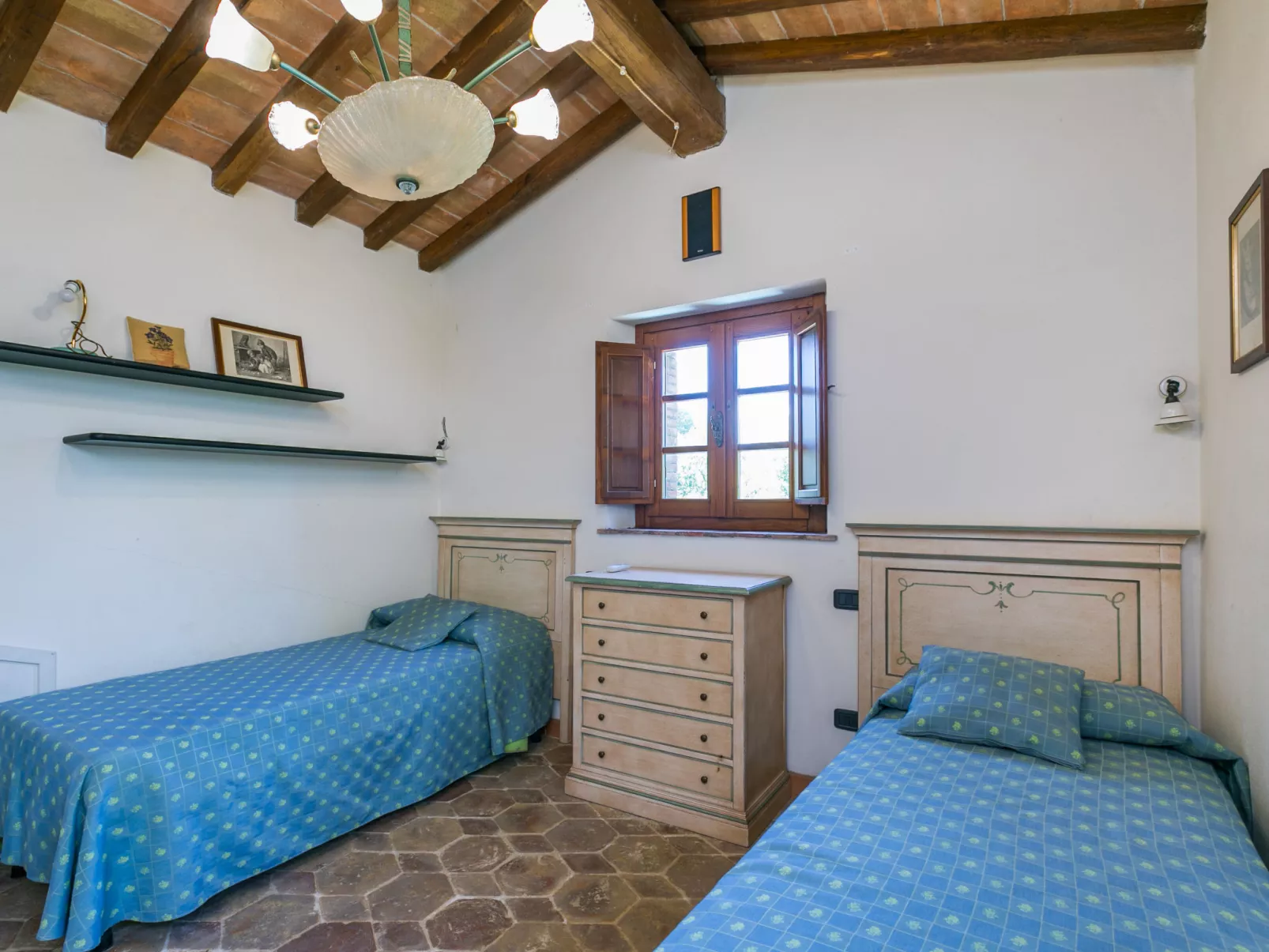 Casale Fonte-Inside