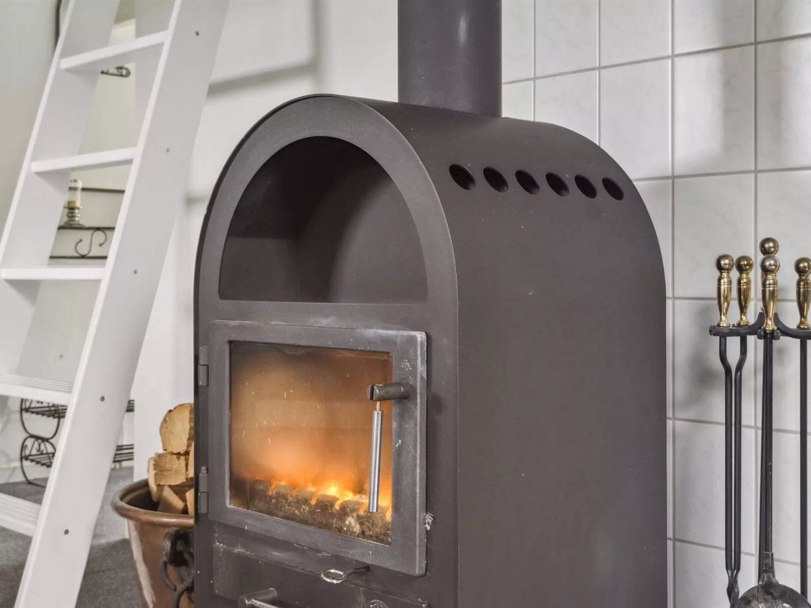 "Reidar" - 600m from the sea-Inside