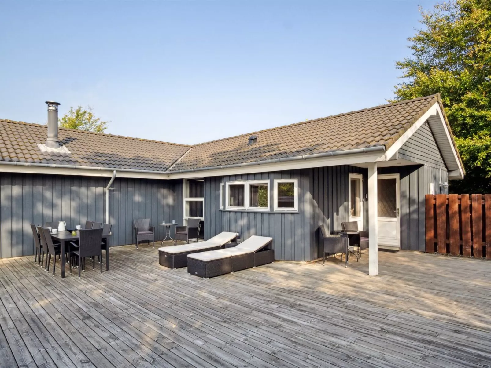 "Elif" - 30km from the sea-Draußen