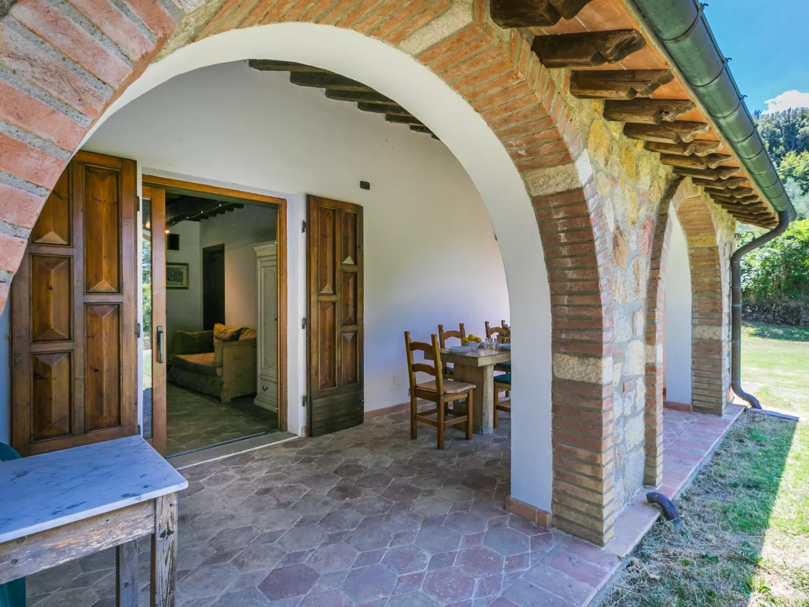 Casale Fonte-Outside
