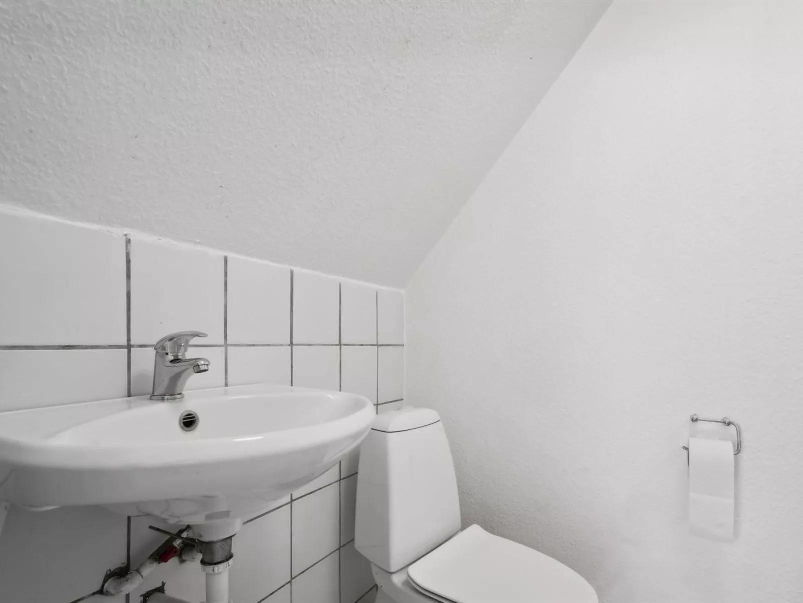 "Essie" - 20km from the sea-Drinnen