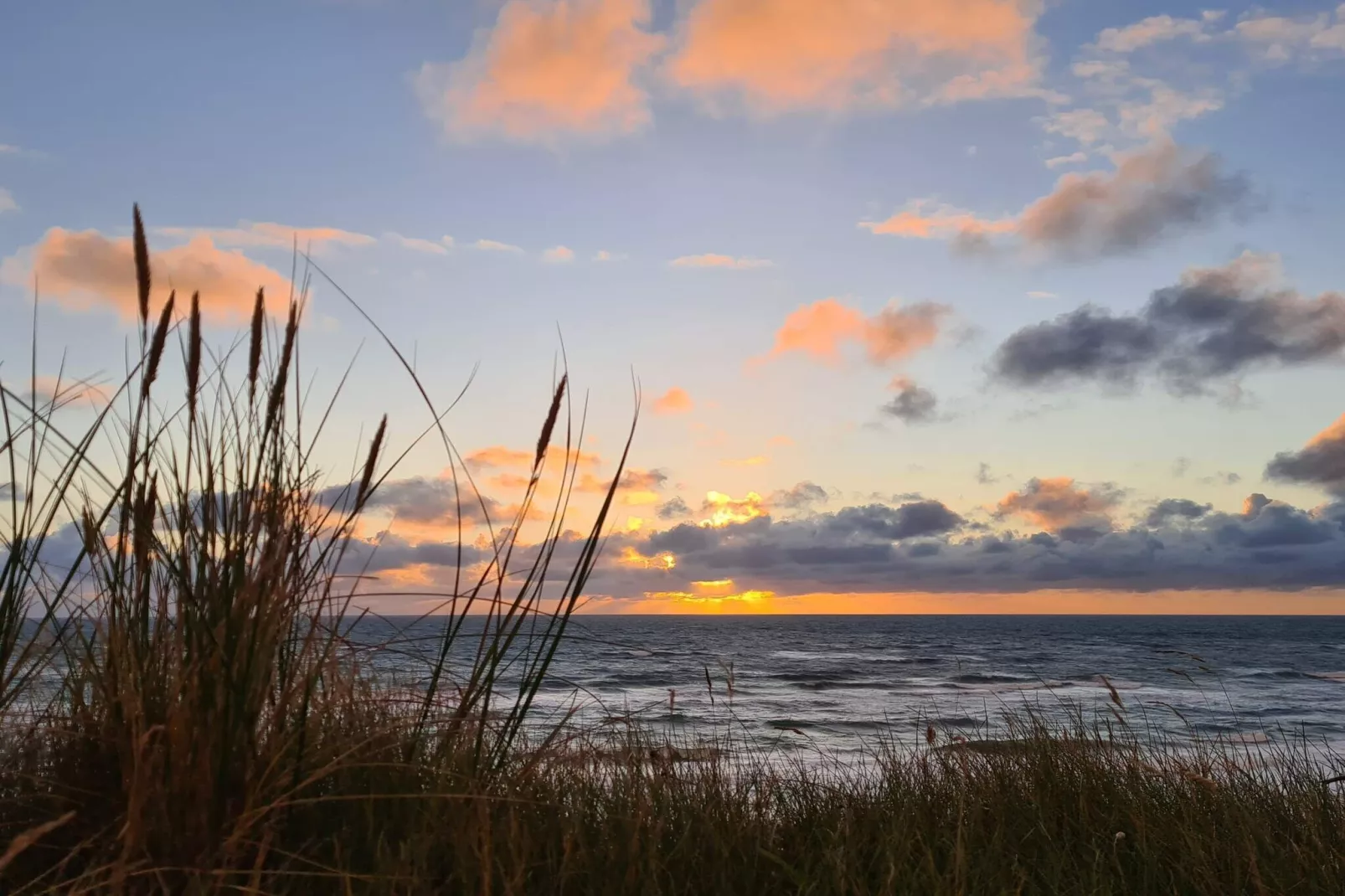 Luxus-Strandhaus fur 14 -- By Traum Ferienwohnungen-Wasserblick