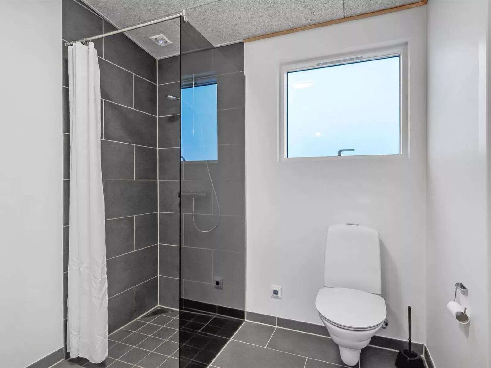 "Winder" - 500m from the sea-Inside