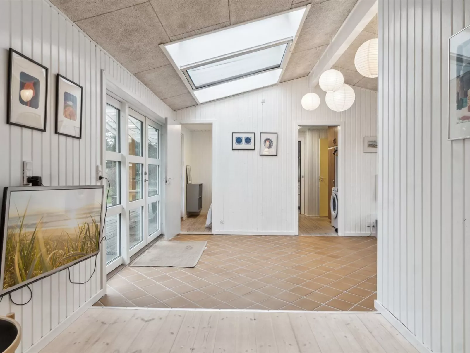 "Iliane" - 450m from the sea-Inside