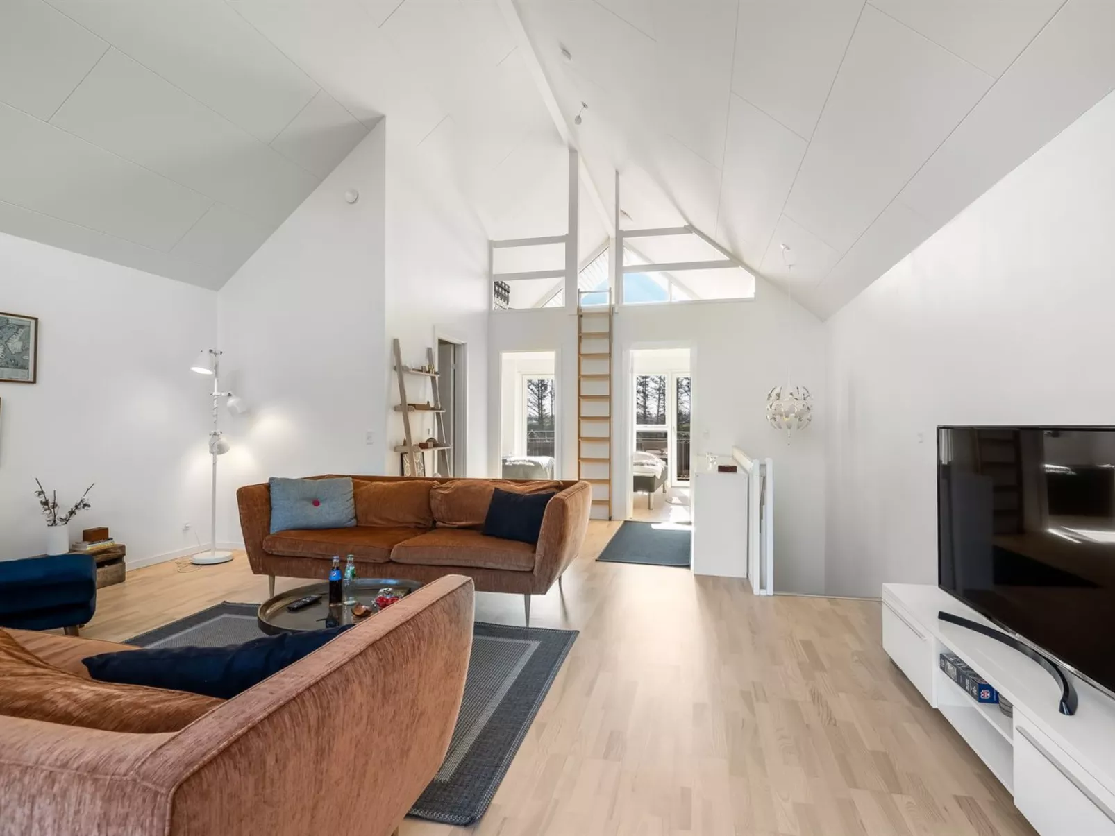 "Flugha" - 600m from the sea-Inside