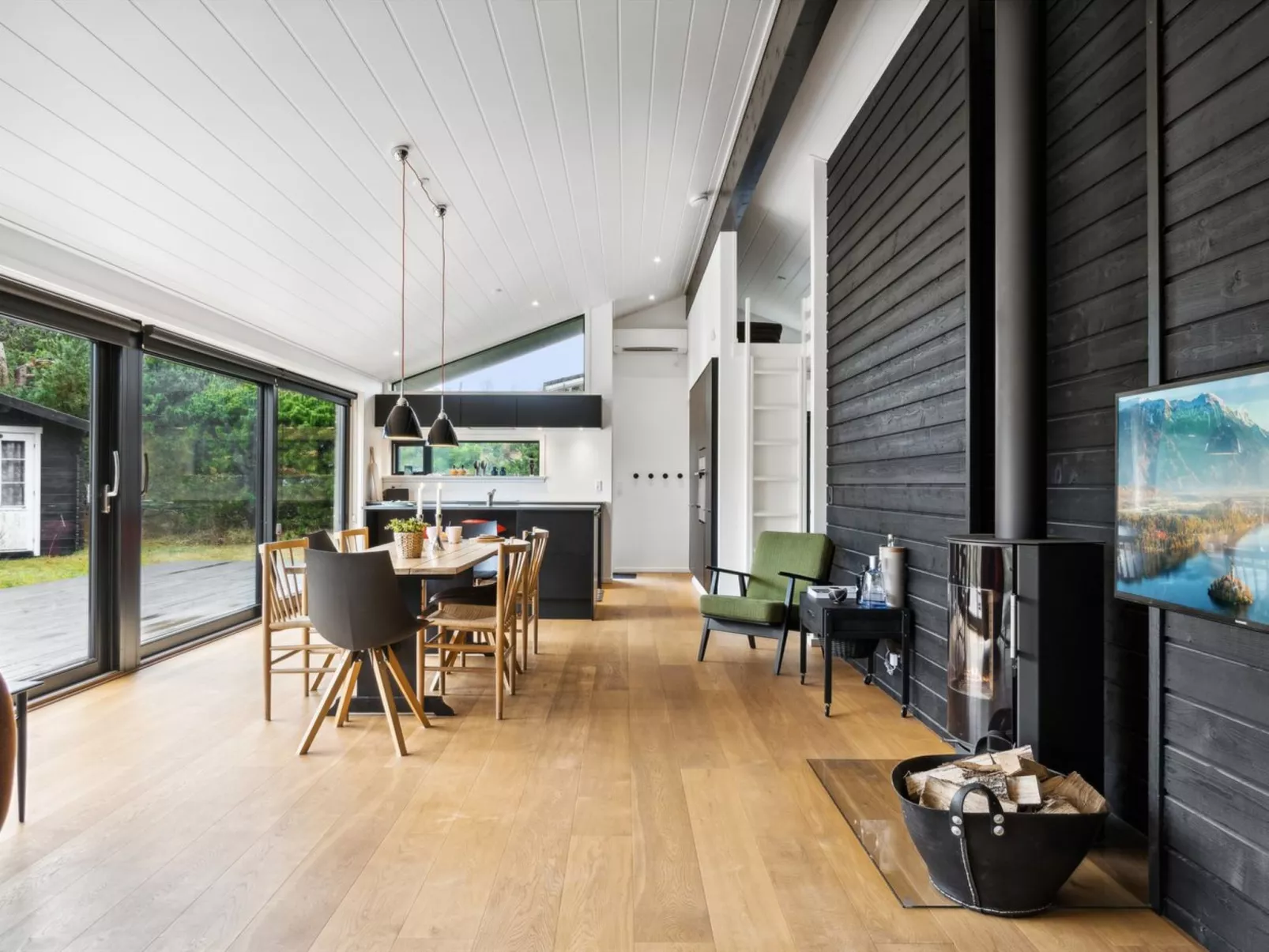 "Einette" - 100m from the sea-Inside