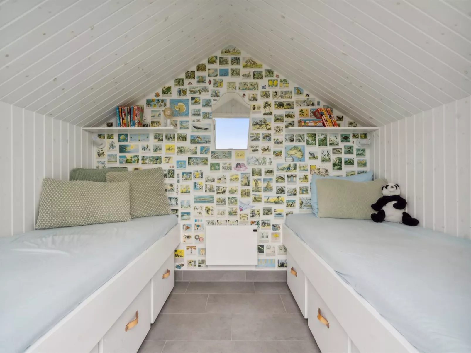 "Ofrath" - 5m from the sea-Inside