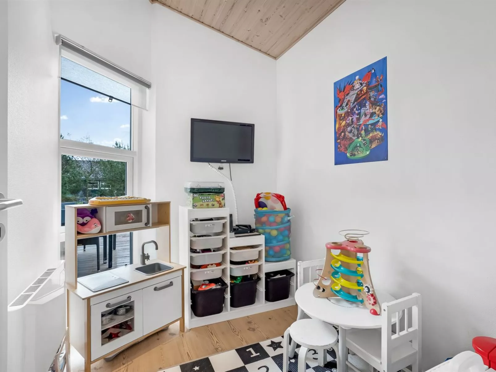 "Helena" - 700m from the sea-Inside