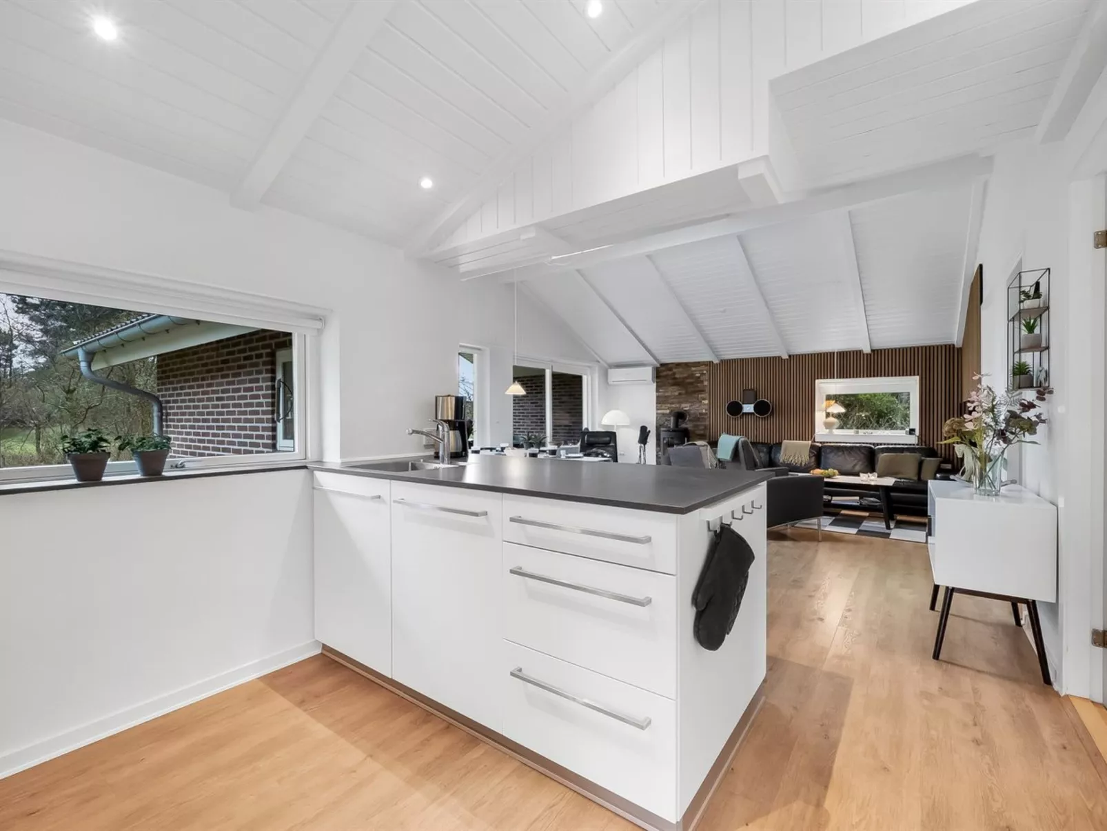 "Famke" - 1km from the sea-Dedans