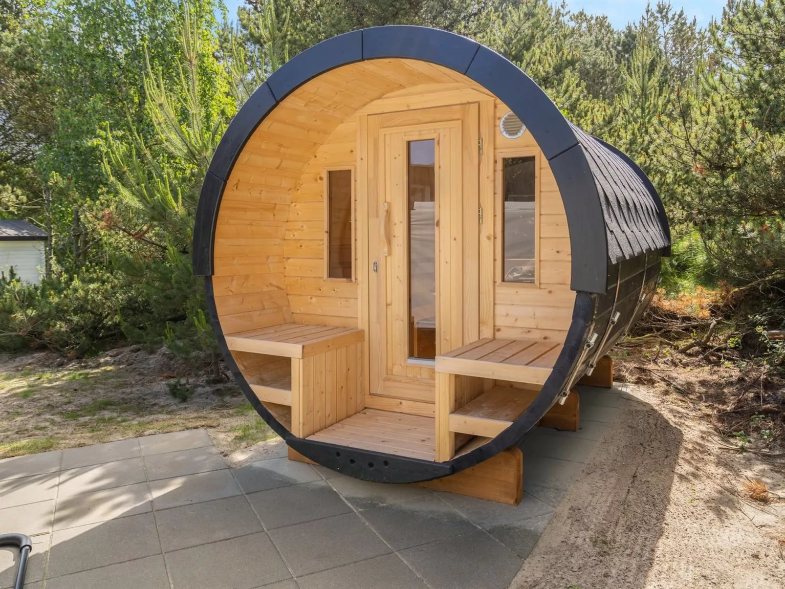 "Ingobald" - 1.5km from the sea-Outside