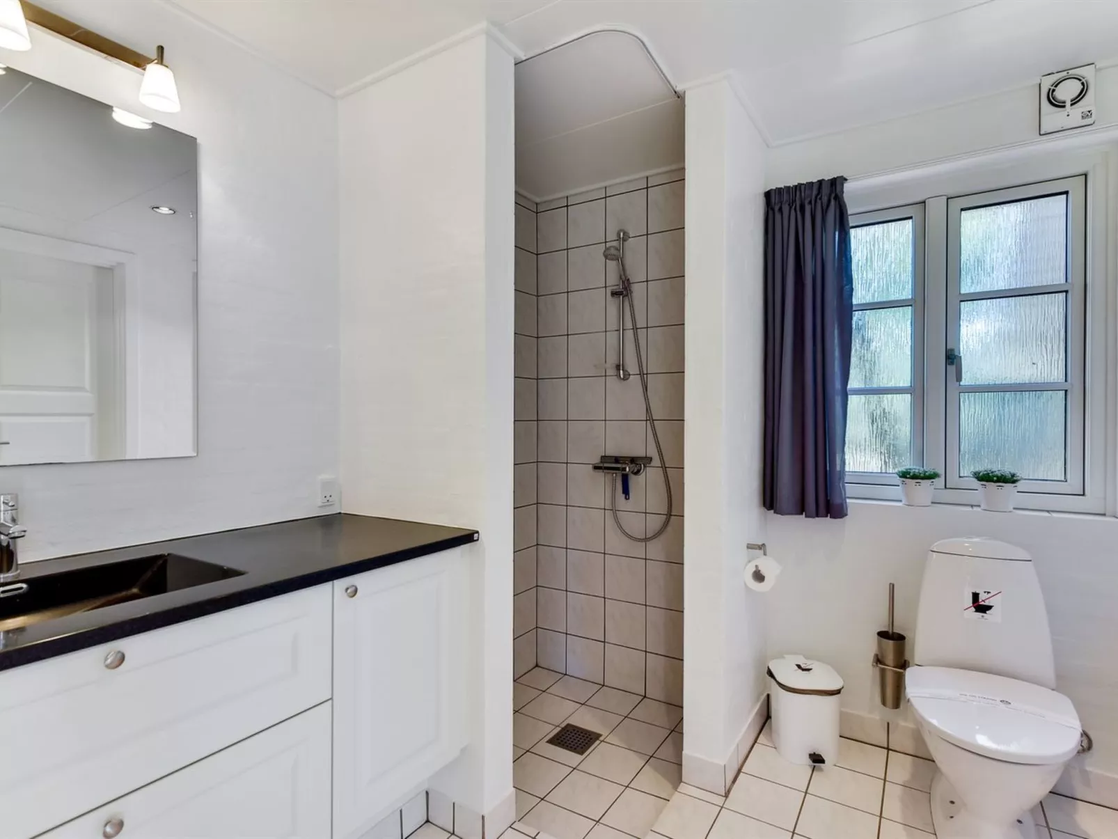 "Raili" - 1.5km from the sea-Dedans