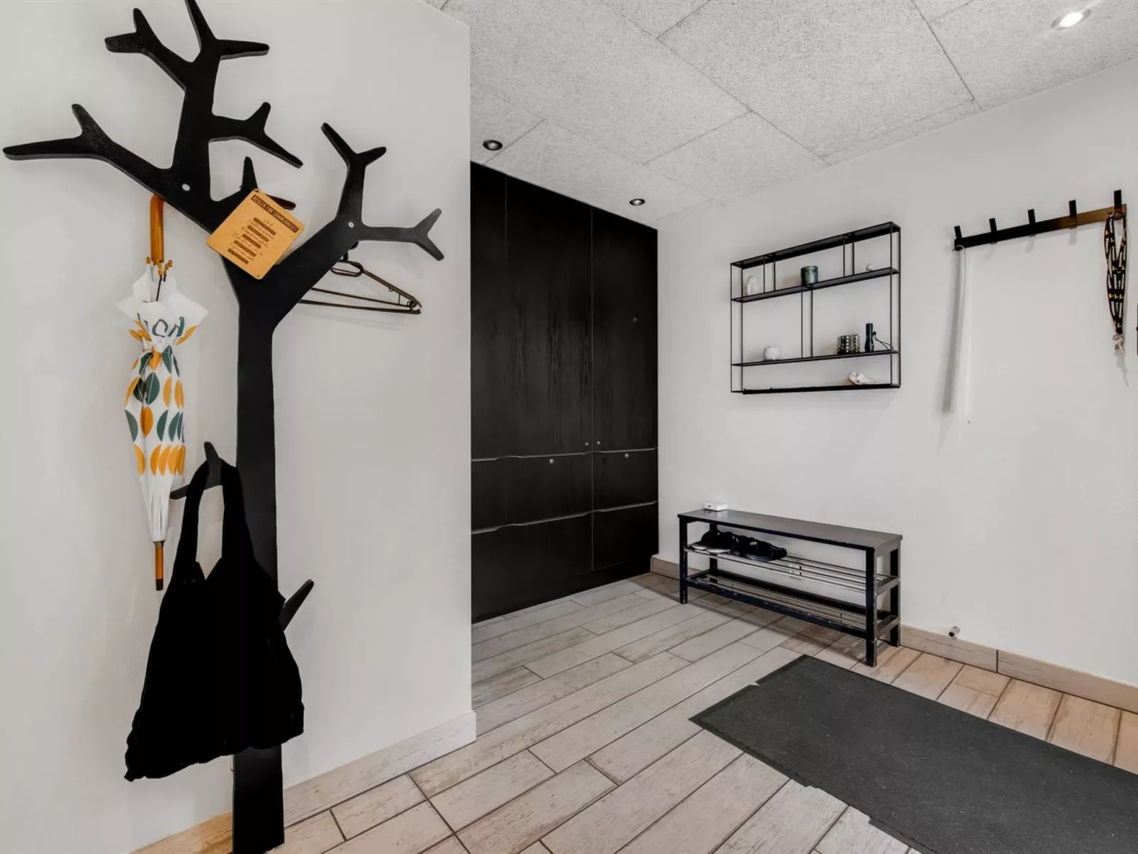 "Nona" - 1.1km from the sea-Dedans