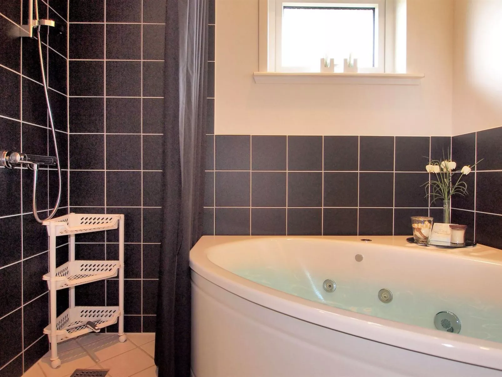 "Kadir" - 500m from the sea-Drinnen