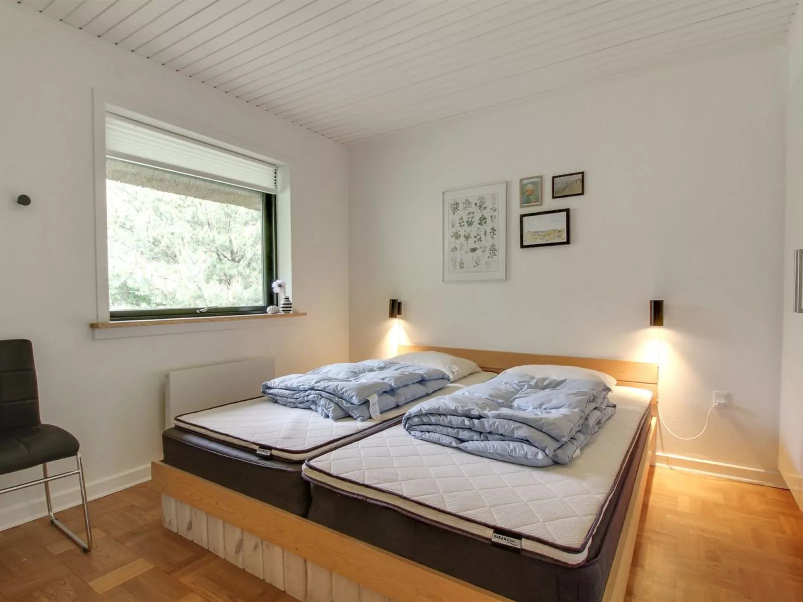 "Gunkil" - 800m from the sea-Inside