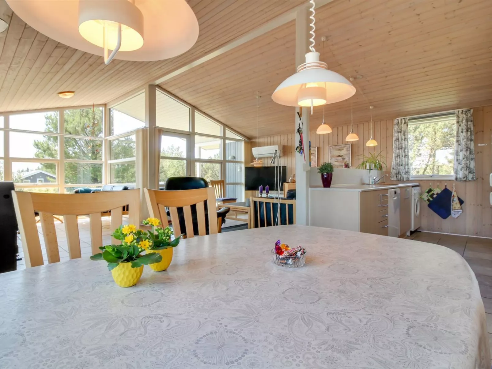 "Nadia" - 1.7km from the sea-Inside