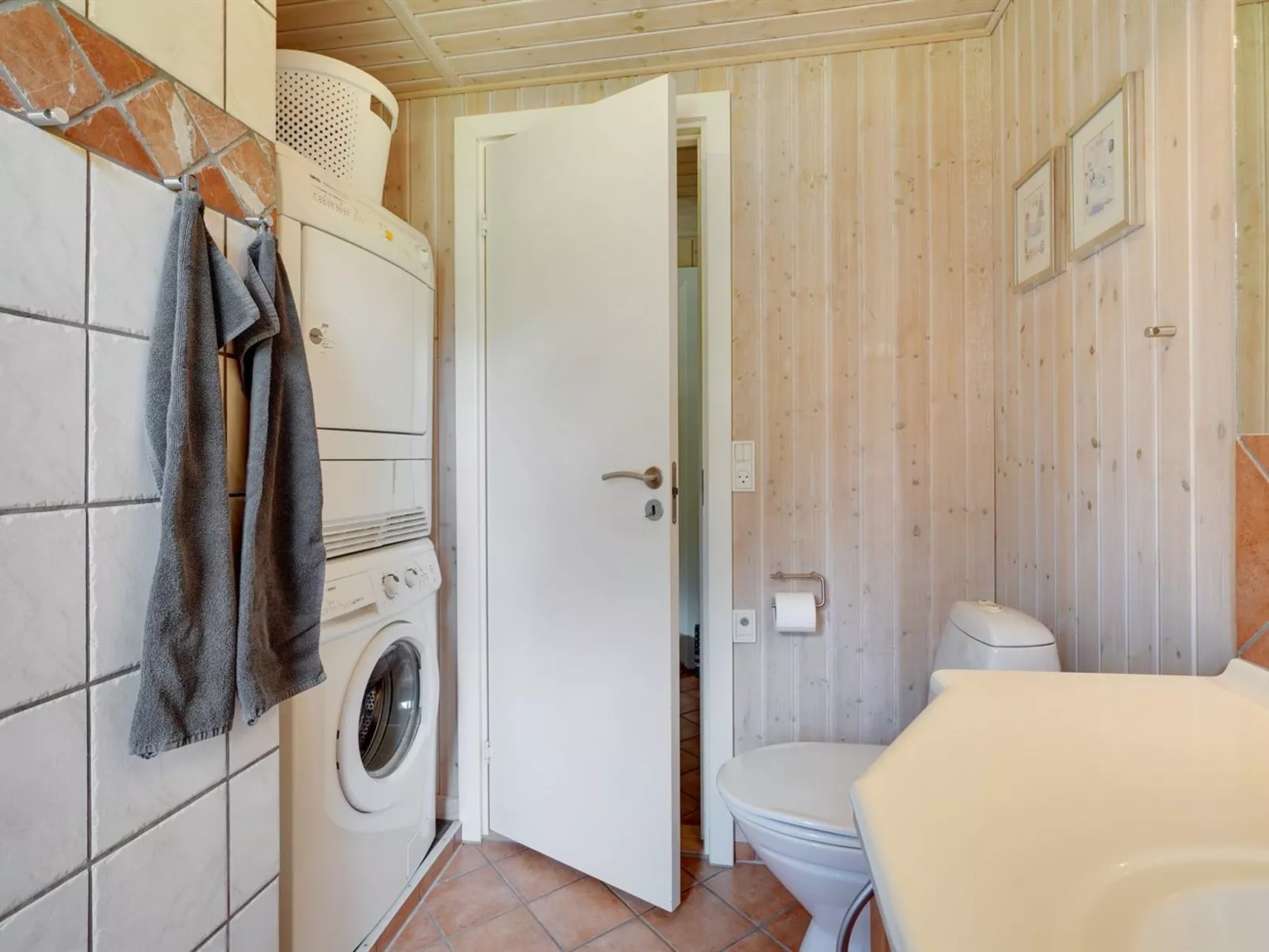 "Akkar" - 1.8km from the sea-Inside