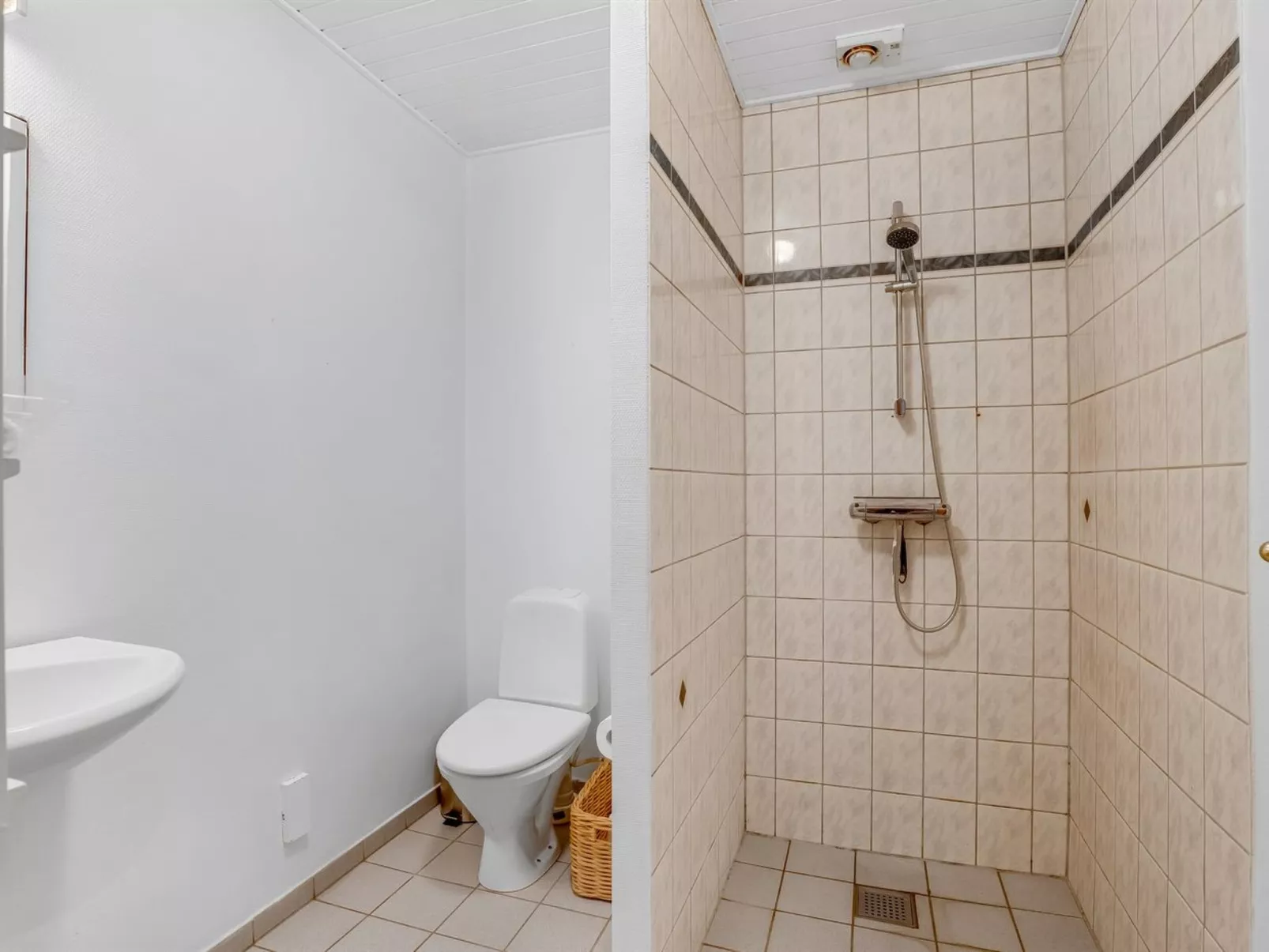 "Siggut" - 100m from the sea-Dedans