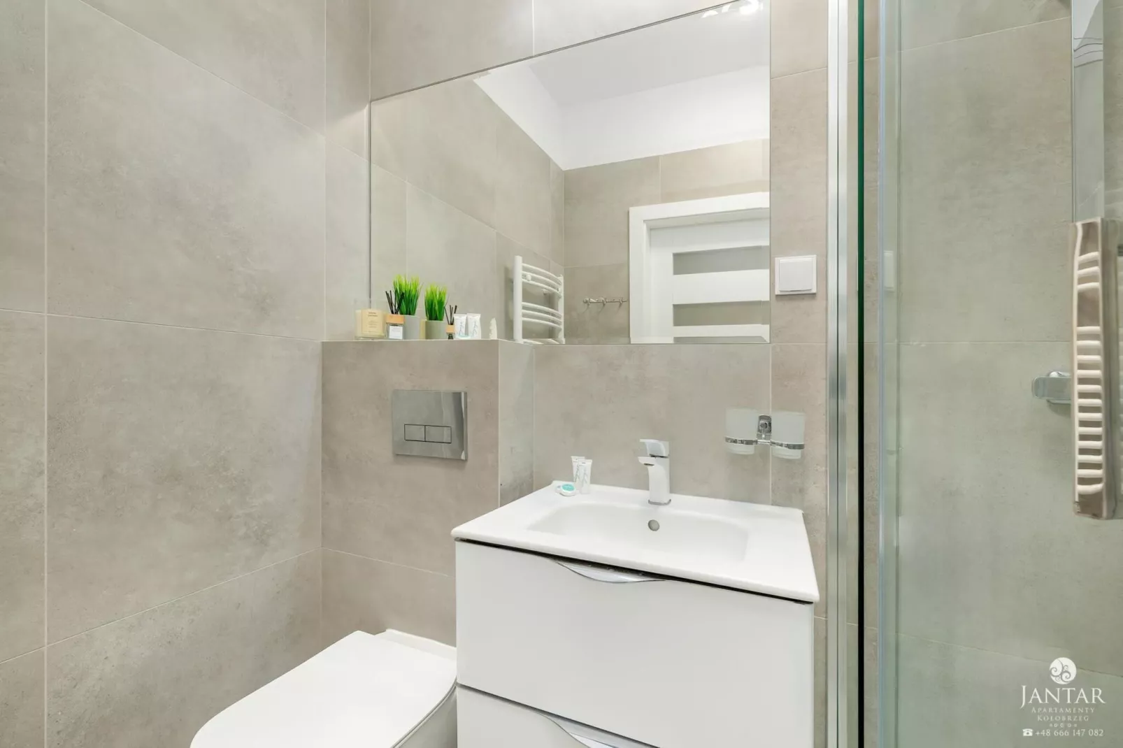 Apartament Grunwaldzka 12d/13 Pobierowo-Bathroom