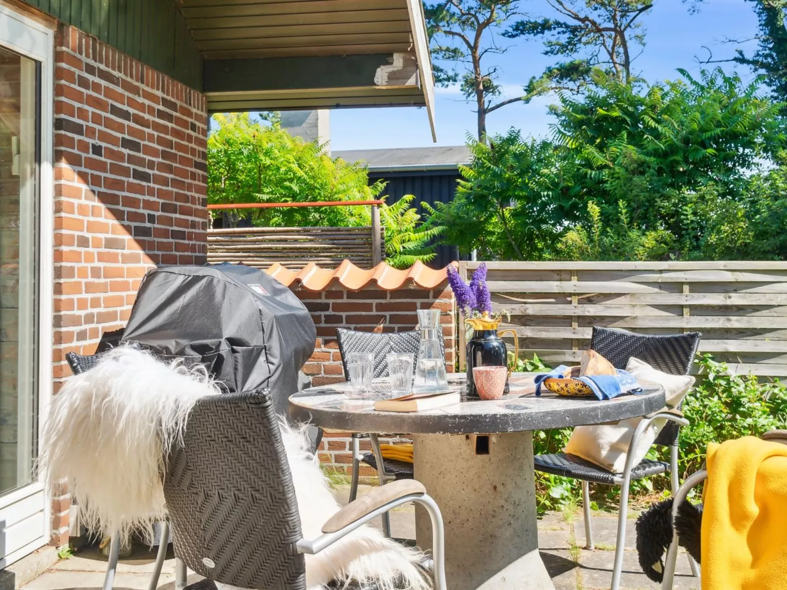 "Uschi" - 86m from the sea-Outside