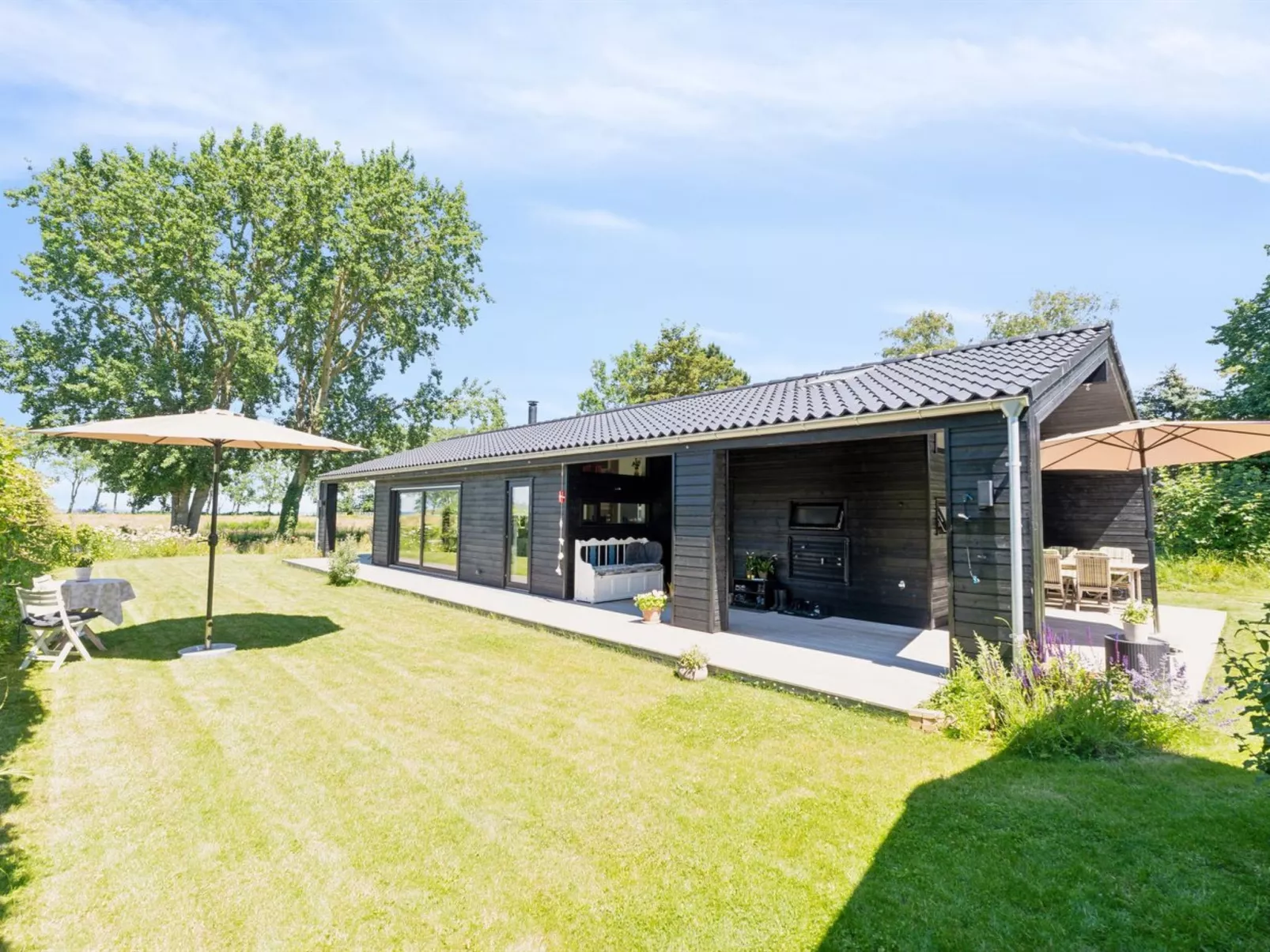 "Huldrik" - 100m from the sea-Outside