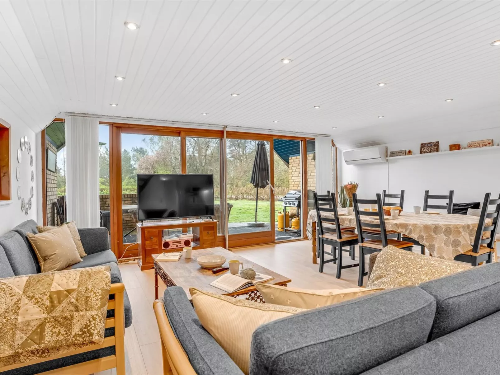 "Fredger" - 450m from the sea-Dedans