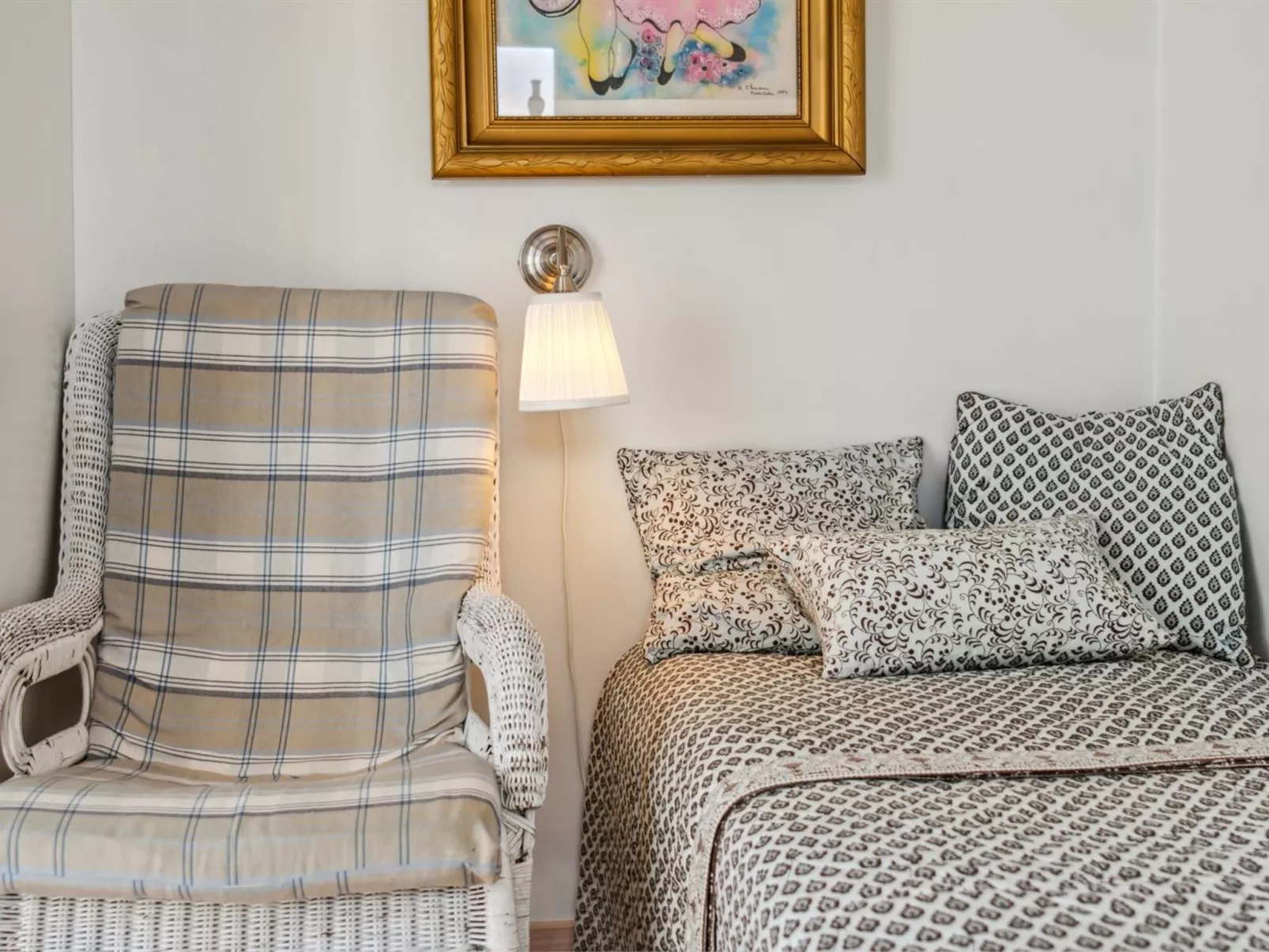 "Melin" - 2.8km from the sea-Dedans