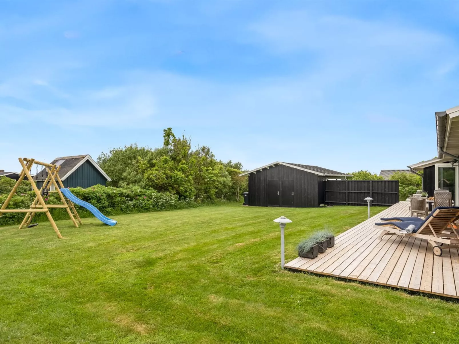 "Gedda" -  from the sea-Outside