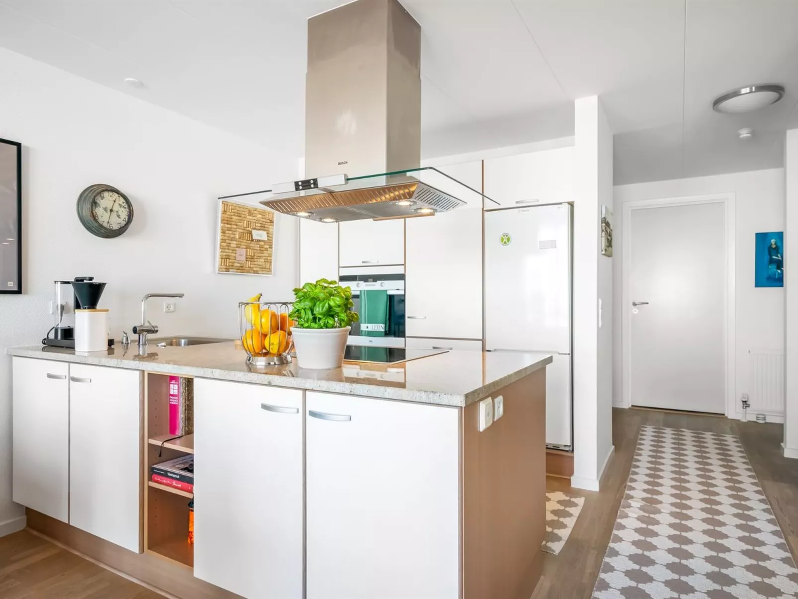 "Eleanore" - 25m from the sea-Inside