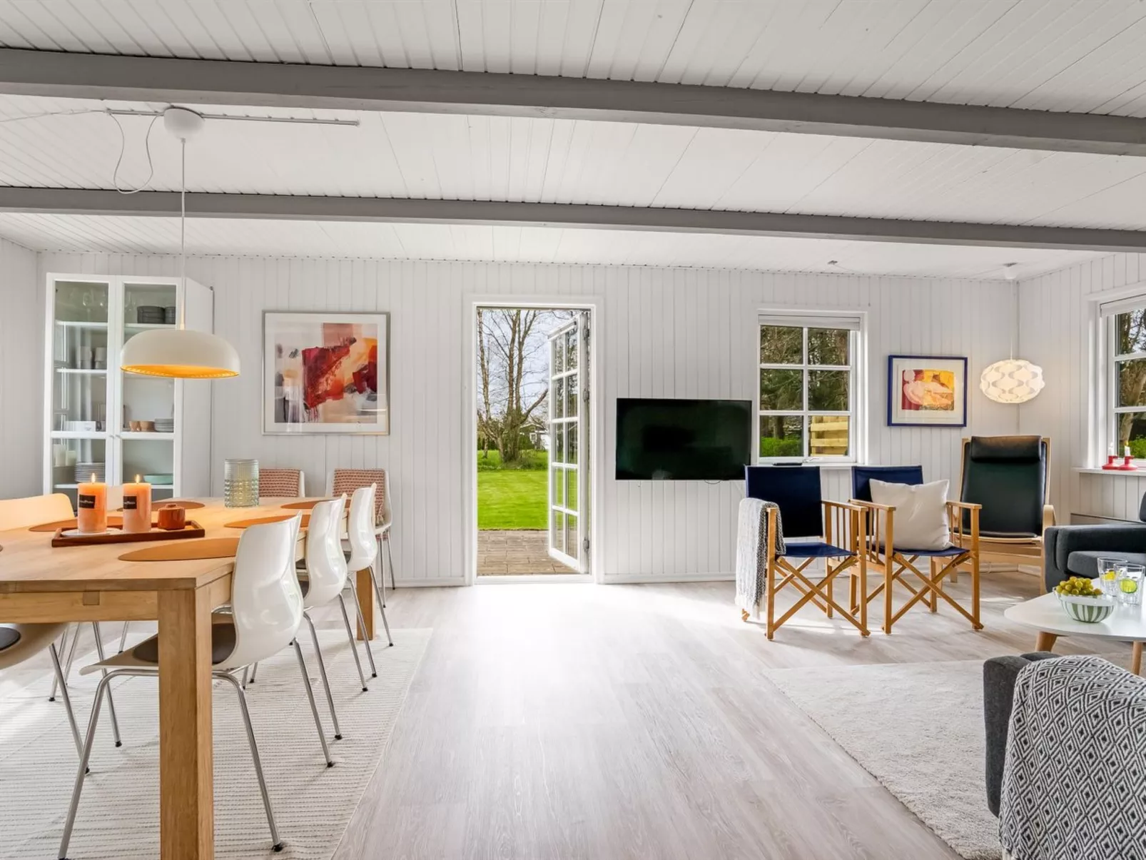 "Hinrich" - 750m from the sea-Dedans